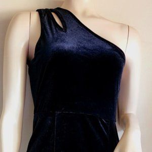 Female Off the shoulder Little black dress